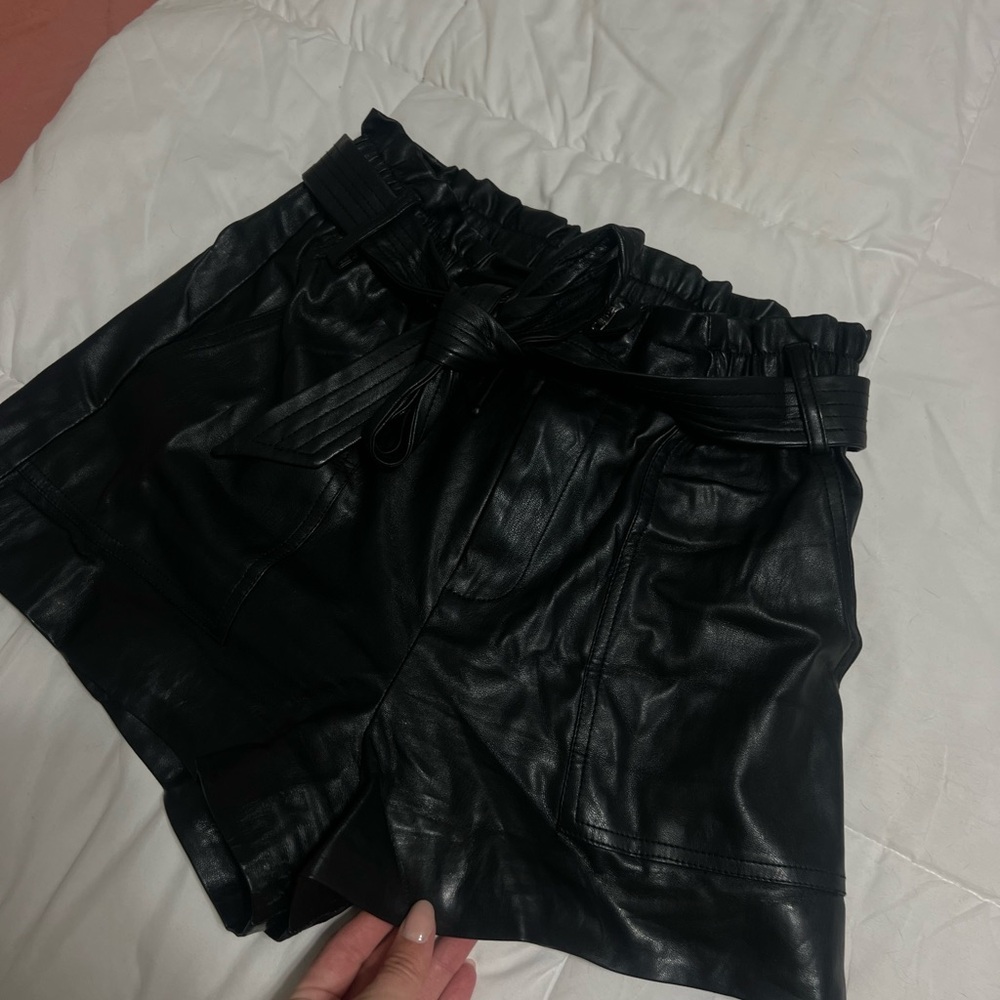 SILENT leather shorts - Picture 15 of 15